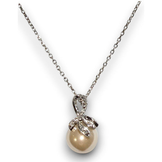 Floral Bridal Silver Tone Faux Pearl Pendant Necklace 16 Inch EUC