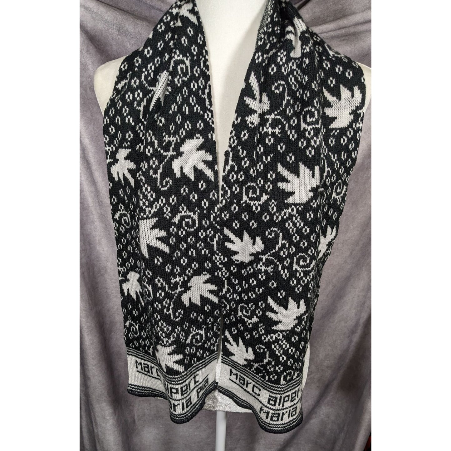 Marc Alpert Maria Pia Black And White Leaf Scarf