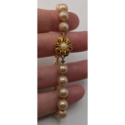 Vintage Japan Faux Pearl Bracelet Floral Box Clasp Gold Cream Elegance