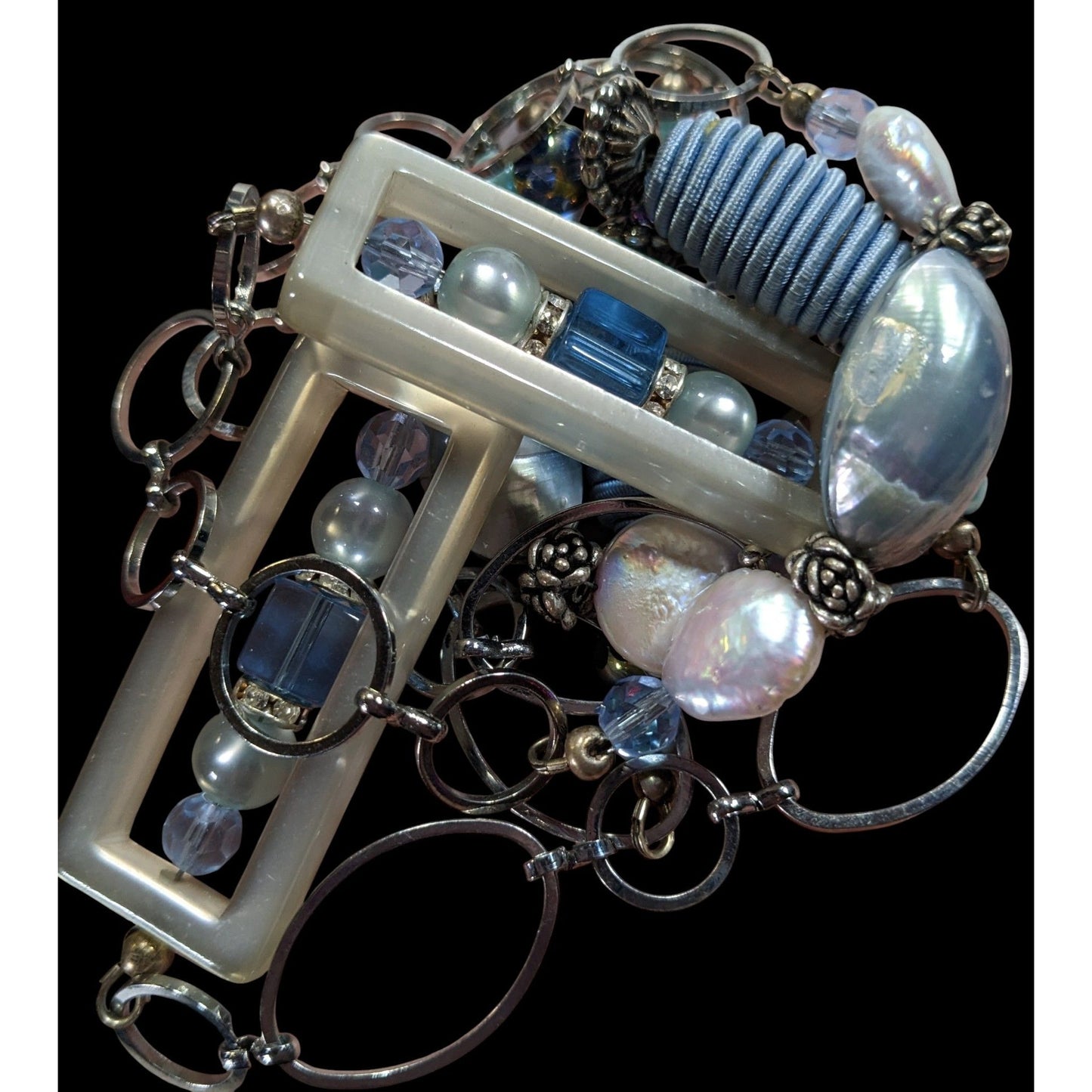 Mermaidcore Princess Blue And Silver Tone Pearl Glass And Lucite Necklace