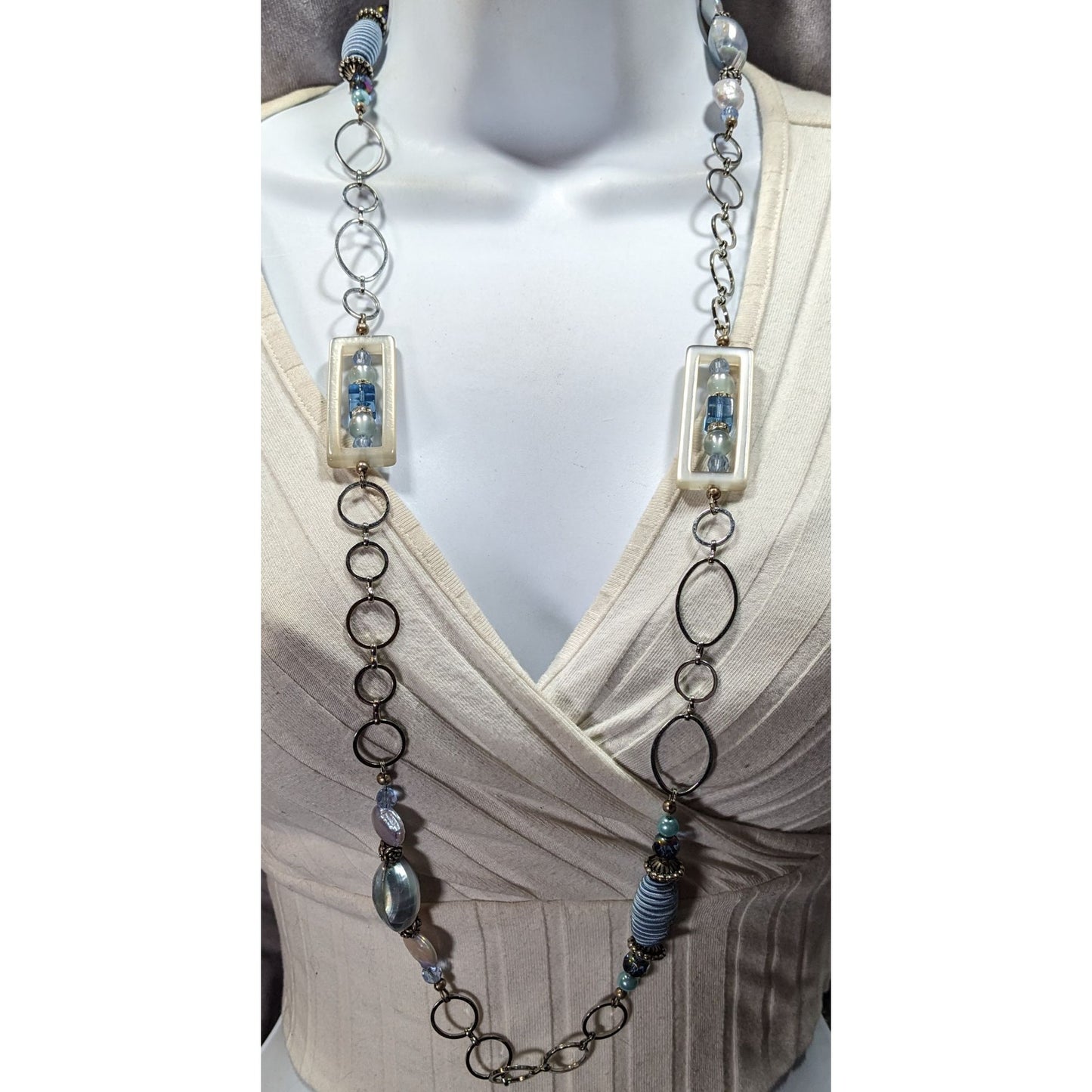 Mermaidcore Princess Blue And Silver Tone Pearl Glass And Lucite Necklace