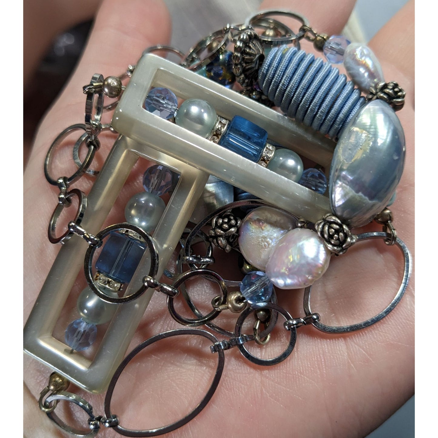 Mermaidcore Princess Blue And Silver Tone Pearl Glass And Lucite Necklace