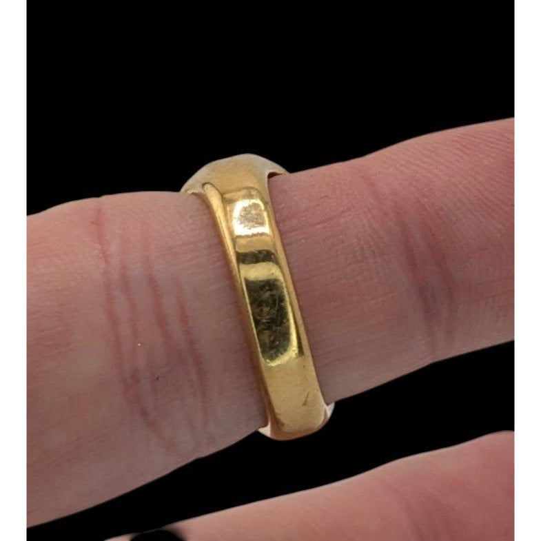 Vintage Avon Gold-Tone Crossover Dome Ring Size 7