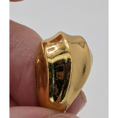 Vintage Avon Gold-Tone Crossover Dome Ring Size 7