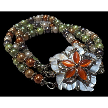 Vintage Mother Of Pearl And Pearl Beaded Floral Bracelet