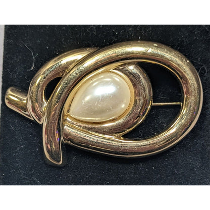 Vintage Abstract Gold Tone Brooch With Faux Pearl Accent