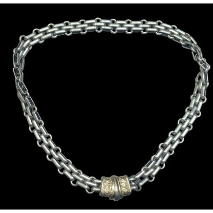 Unique Chunky Silver Tone Chain Necklace With Magnetic Clasp Centerpiece