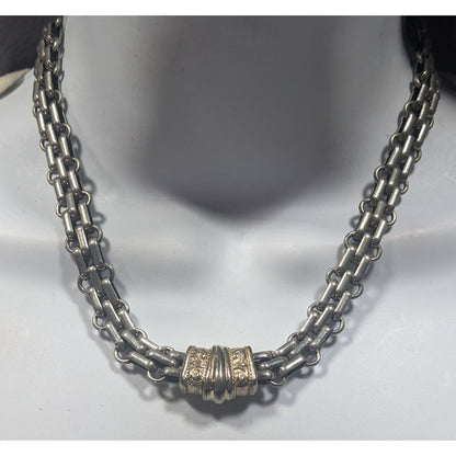 Unique Chunky Silver Tone Chain Necklace With Magnetic Clasp Centerpiece