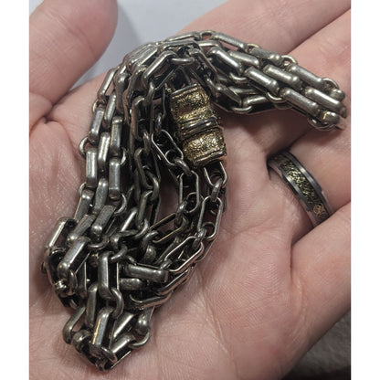 Unique Chunky Silver Tone Chain Necklace With Magnetic Clasp Centerpiece