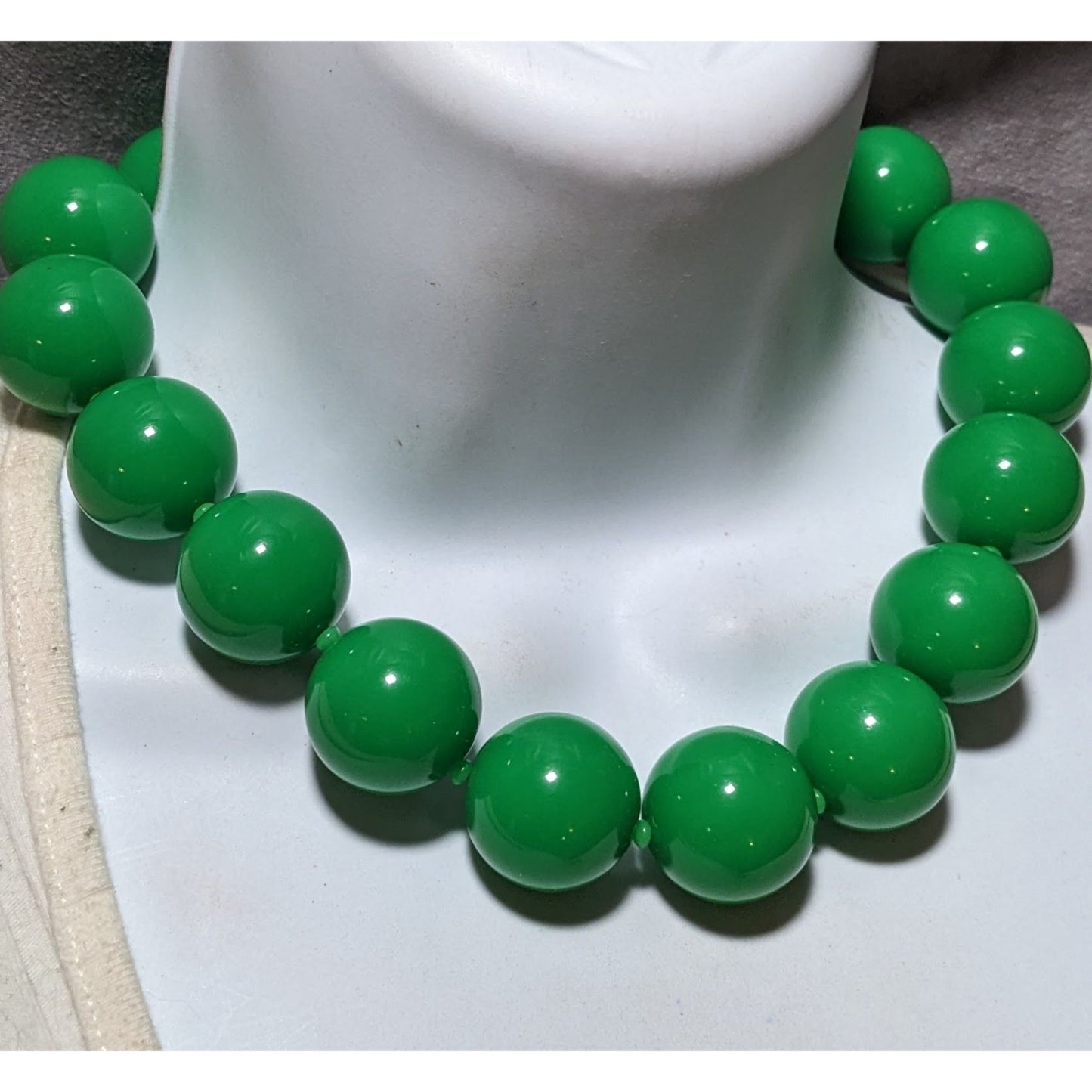 Vintage Green Chunky Beaded Casual Necklace