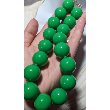 Vintage Green Chunky Beaded Casual Necklace