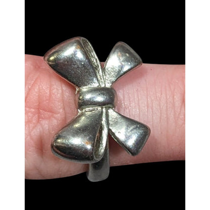 Vintage Coquette Silver Tone Bow Ring Size 7 1/2