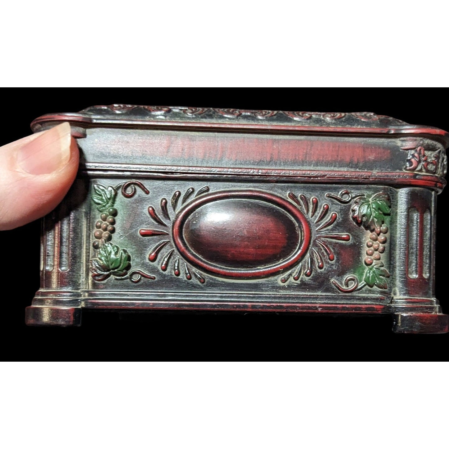 Vintage Romantic Floral Carved Trinket Jewelry Box