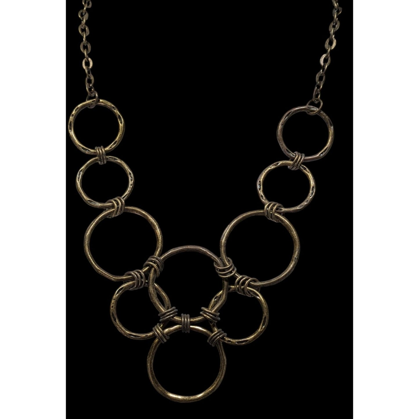 Premier Designs Madrid Brutalist Open Ring Bib Necklace