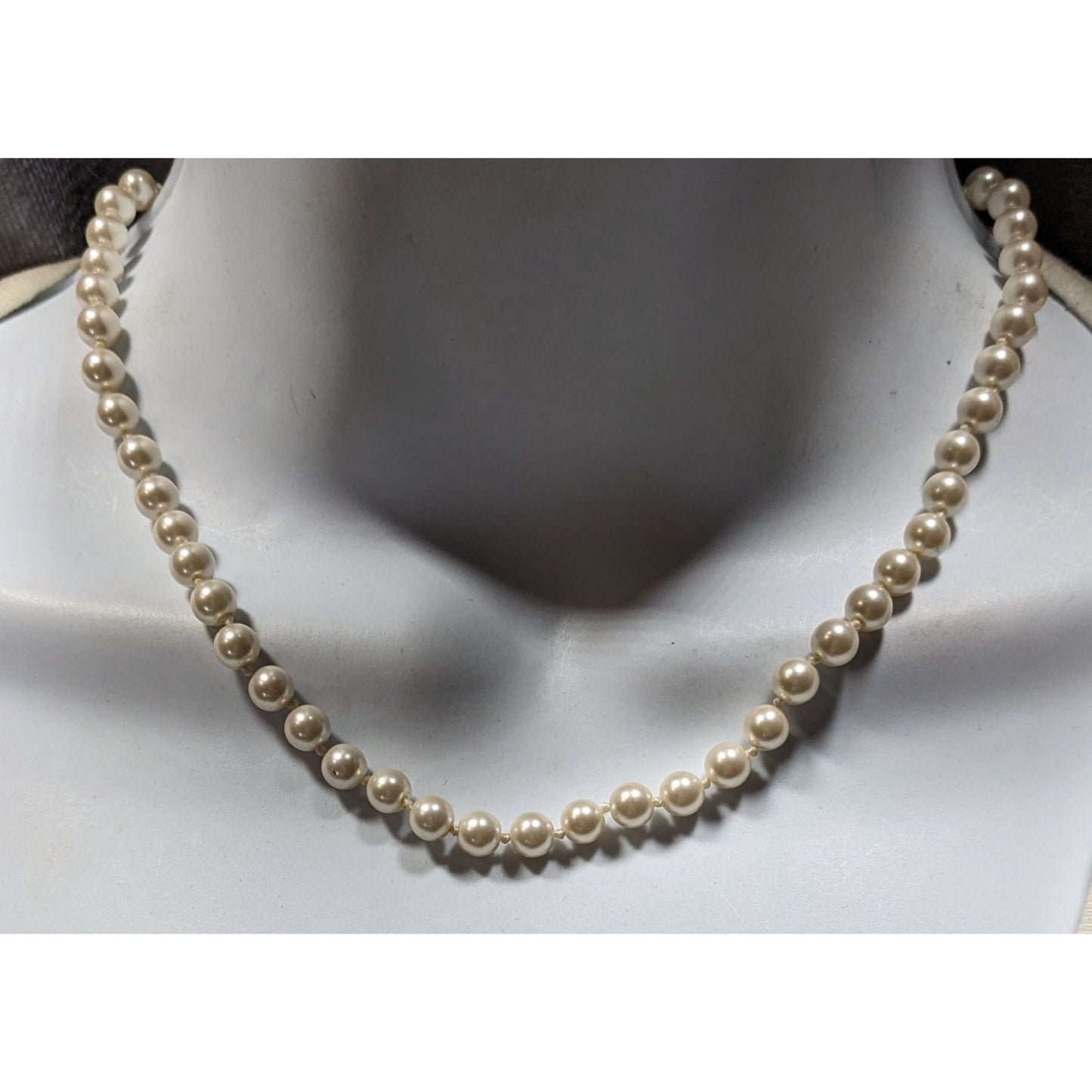 Vintage Cezanne Elegant Faux Pearl Necklace With Adjustable Chain & Lobster Clasp