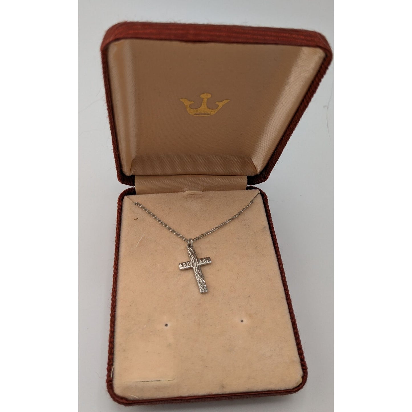 Vintage Silver Tone Cross Necklace Etched Pendant Elegant Religious Jewelry