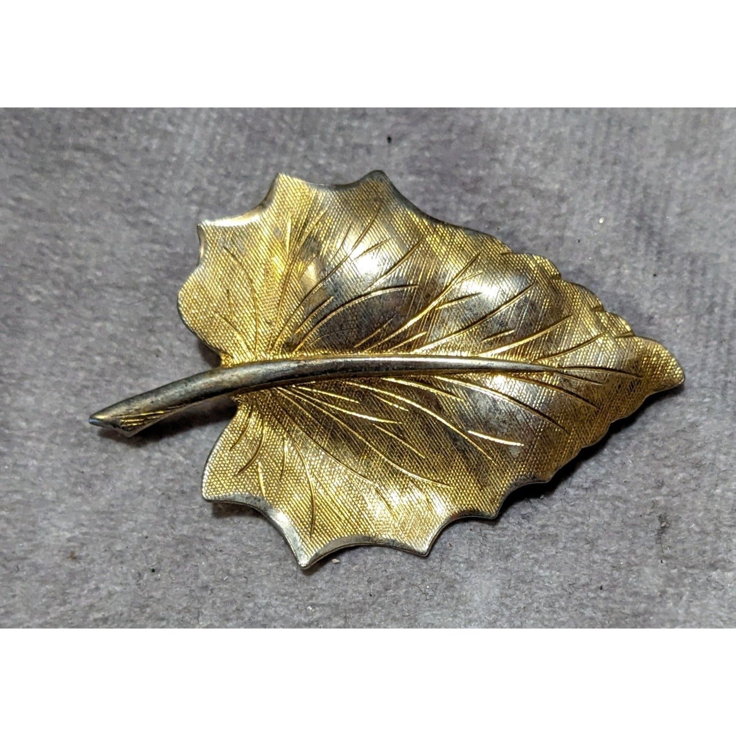 Vintage Etched Gold Tone Textured Leaf Brooch