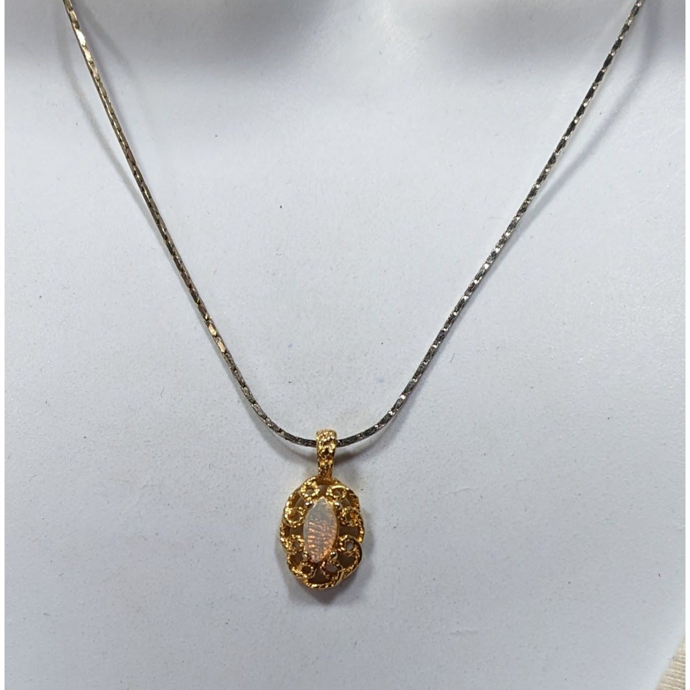 Elegant Oval Faux Opal Gold Tone Pendant Necklace