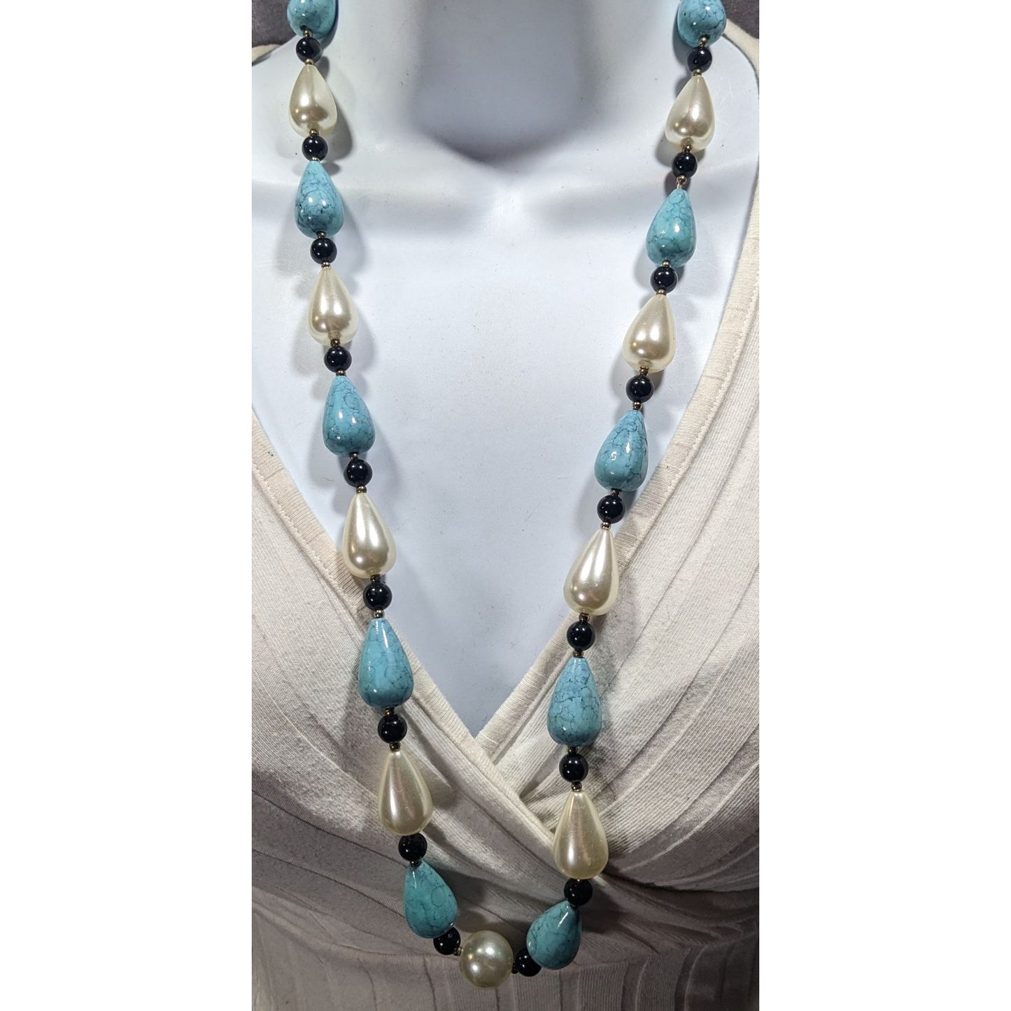 Faux Turquoise And Pearl Teardrop Beaded Necklace
