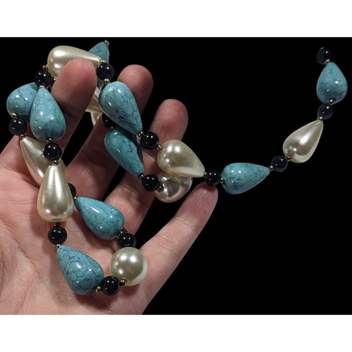 Faux Turquoise And Pearl Teardrop Beaded Necklace