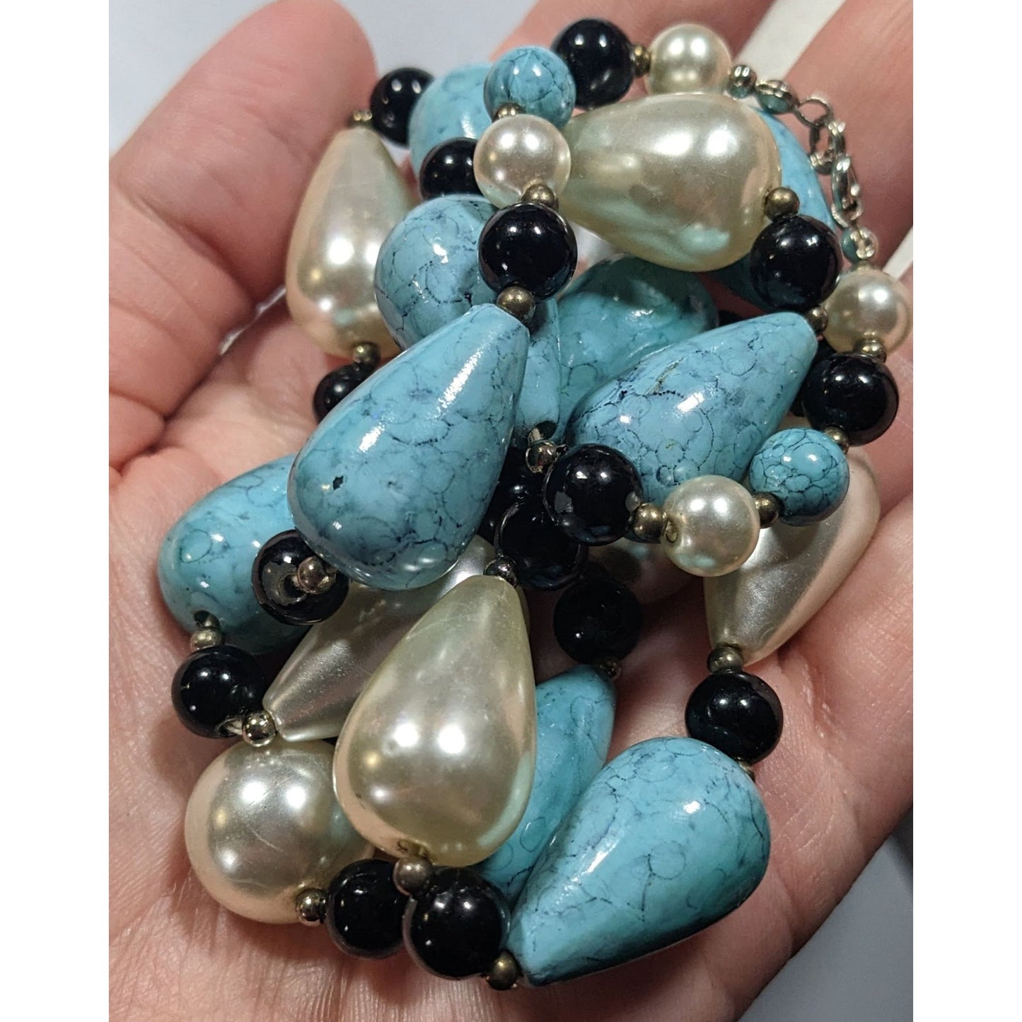 Faux Turquoise And Pearl Teardrop Beaded Necklace