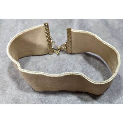 Express Y2K Velvet Beige Choker Necklace With Gold Clasp Detailing