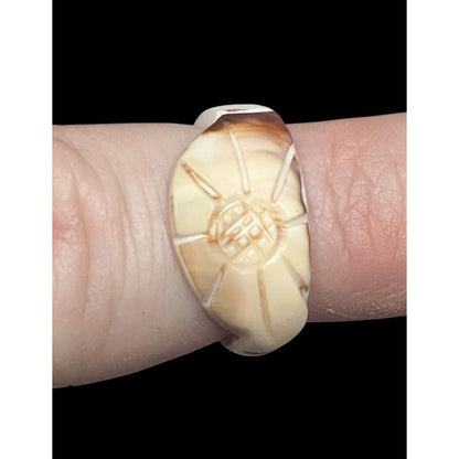 Vintage Carved Cream Shell Flower Ring Size 5 3/4