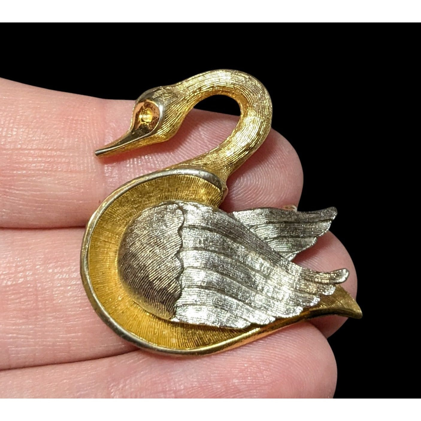 Vintage Silver And Gold Tone Stylized Swan Brooch