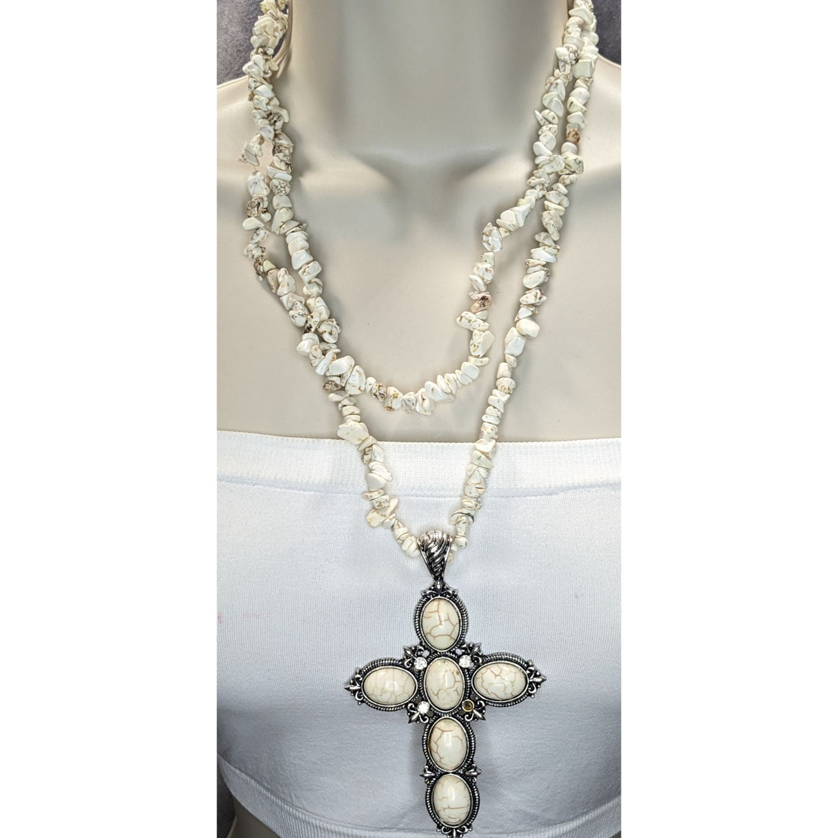 Boho Southwestern Western Cross Howlite Chip Statement Necklace