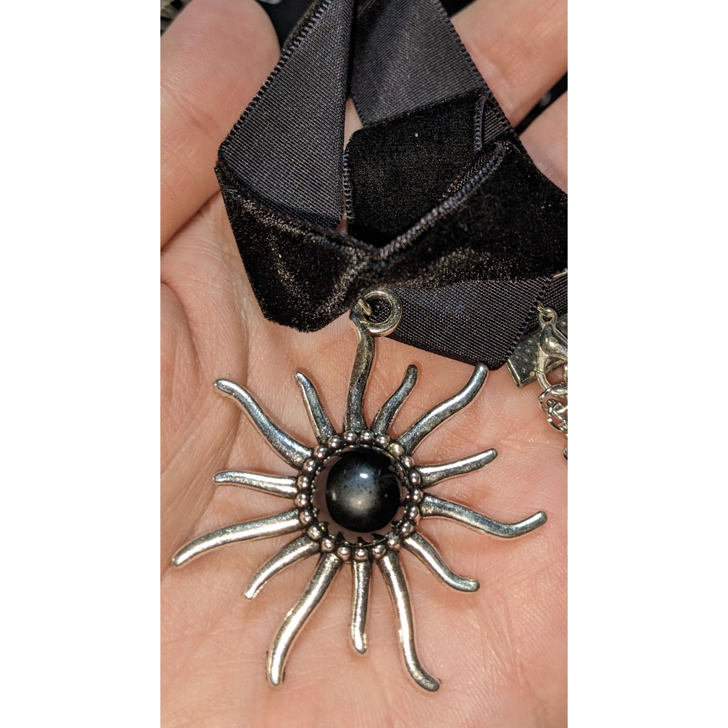 Vintage 90s Sun Choker Necklace Black Silver Gothic Grunge Celestial Pendant Y2K Alt