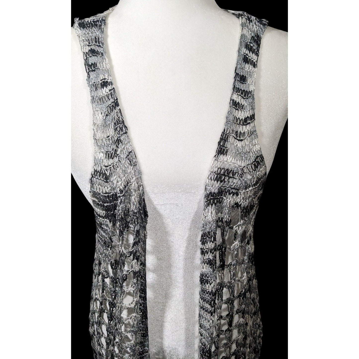 And'Or Knit Crochet Fringe Vest With Lace Details Size S/M