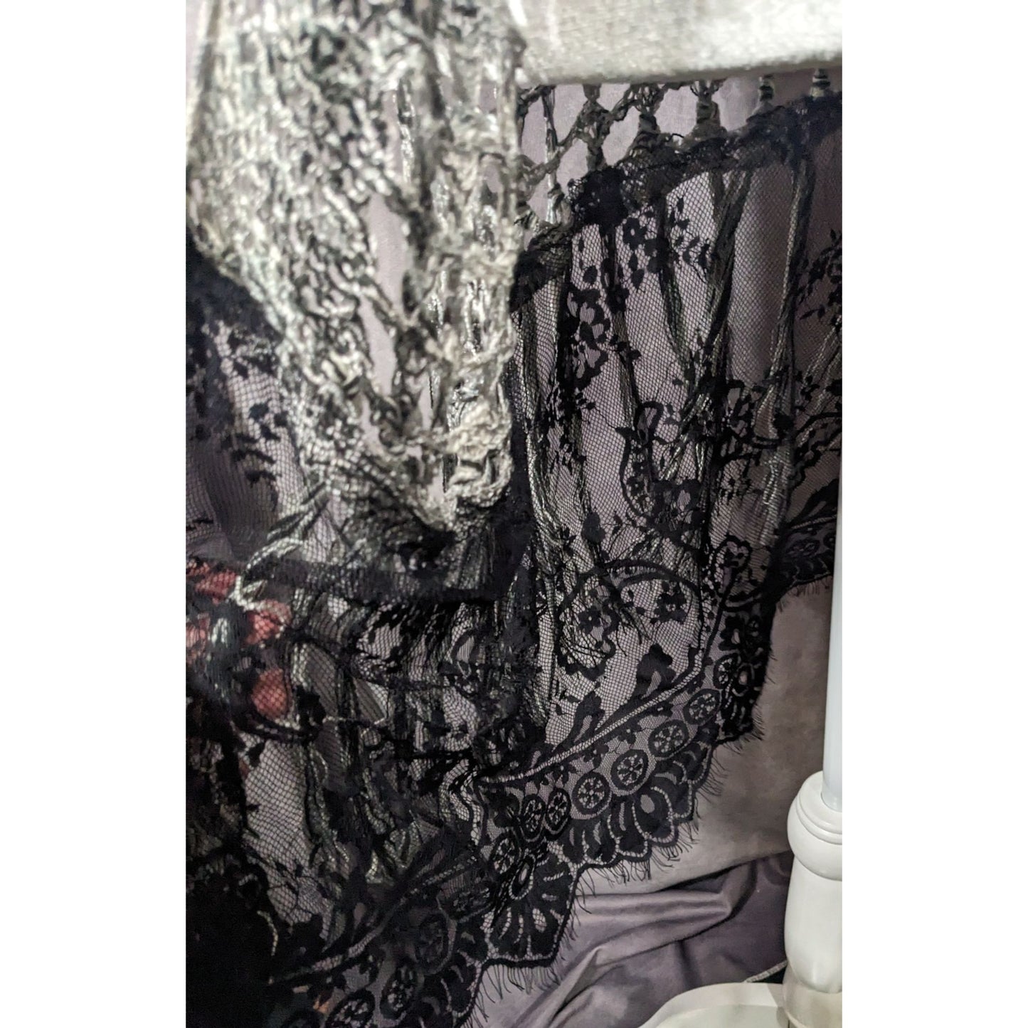 And'Or Knit Crochet Fringe Vest With Lace Details Size S/M