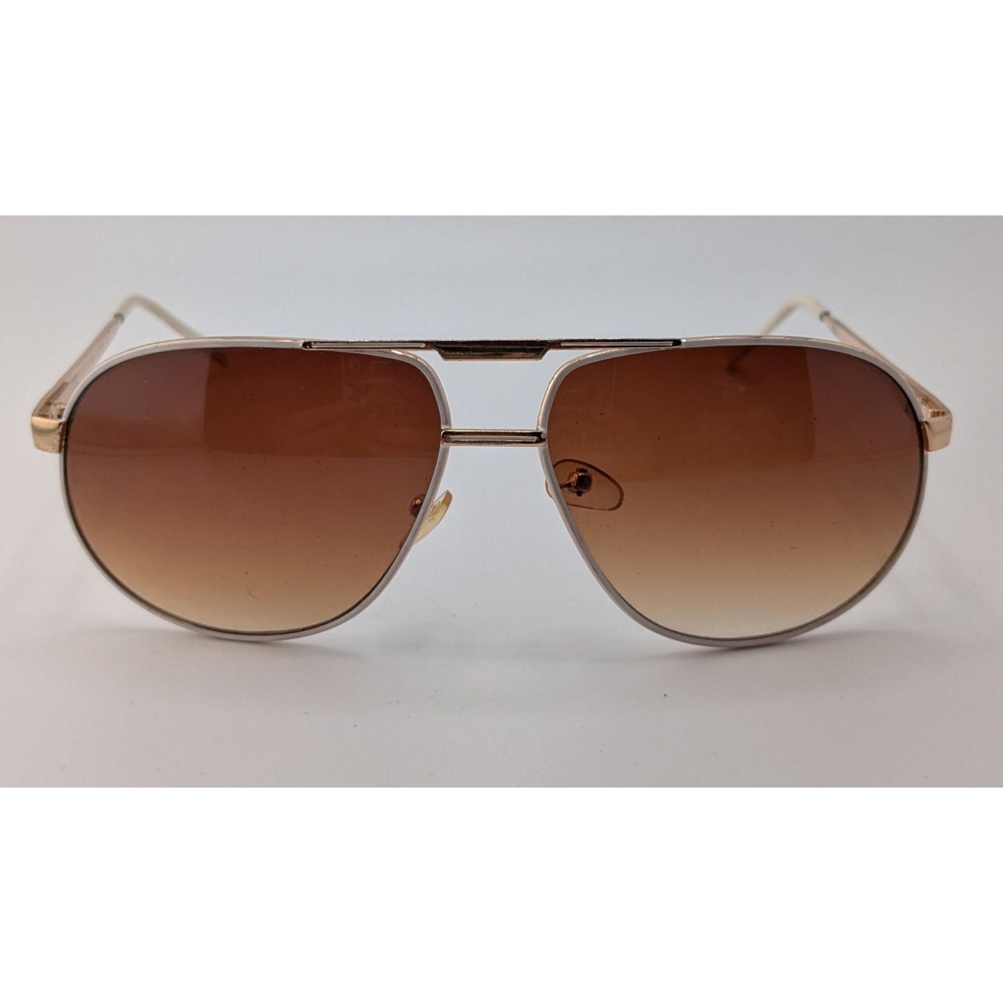 American Eagle Outfitters White And Goldf 7445 Aviator Sunglasses