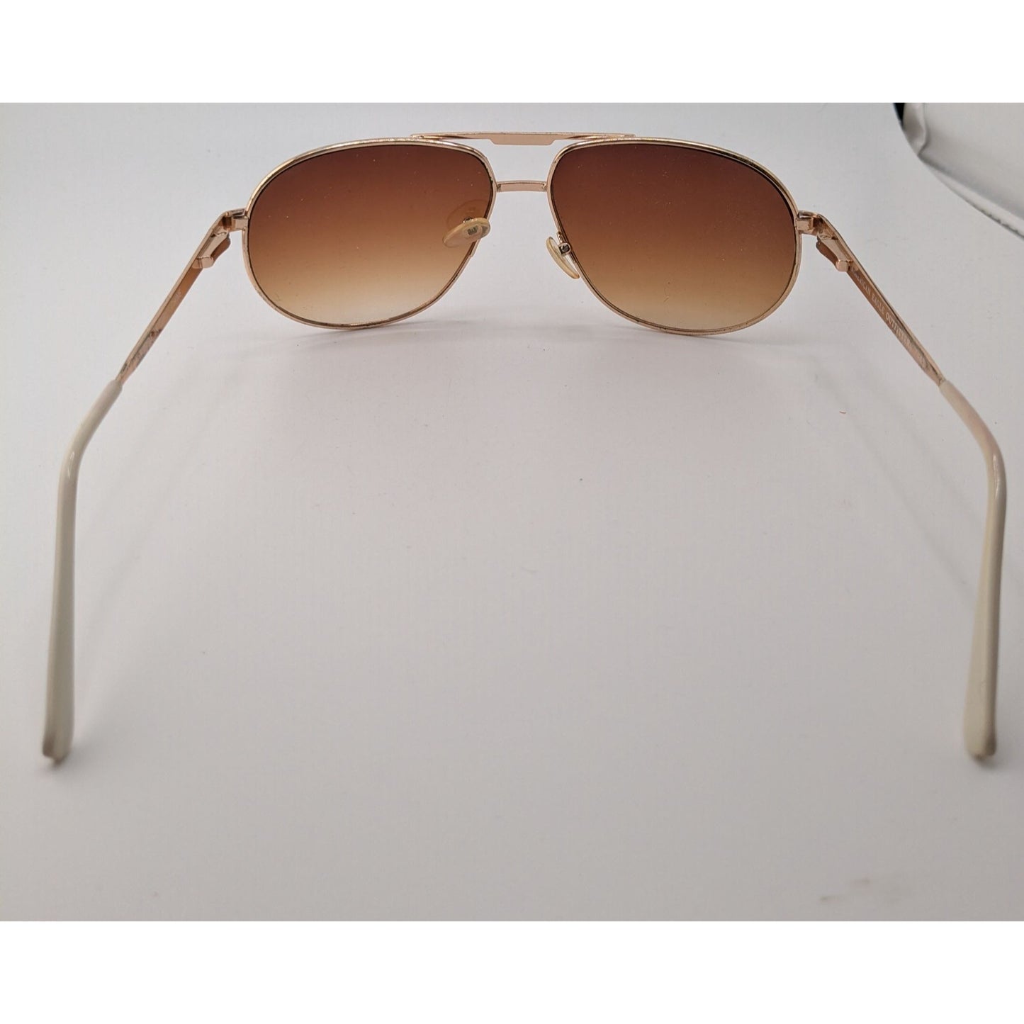 American Eagle Outfitters White And Goldf 7445 Aviator Sunglasses