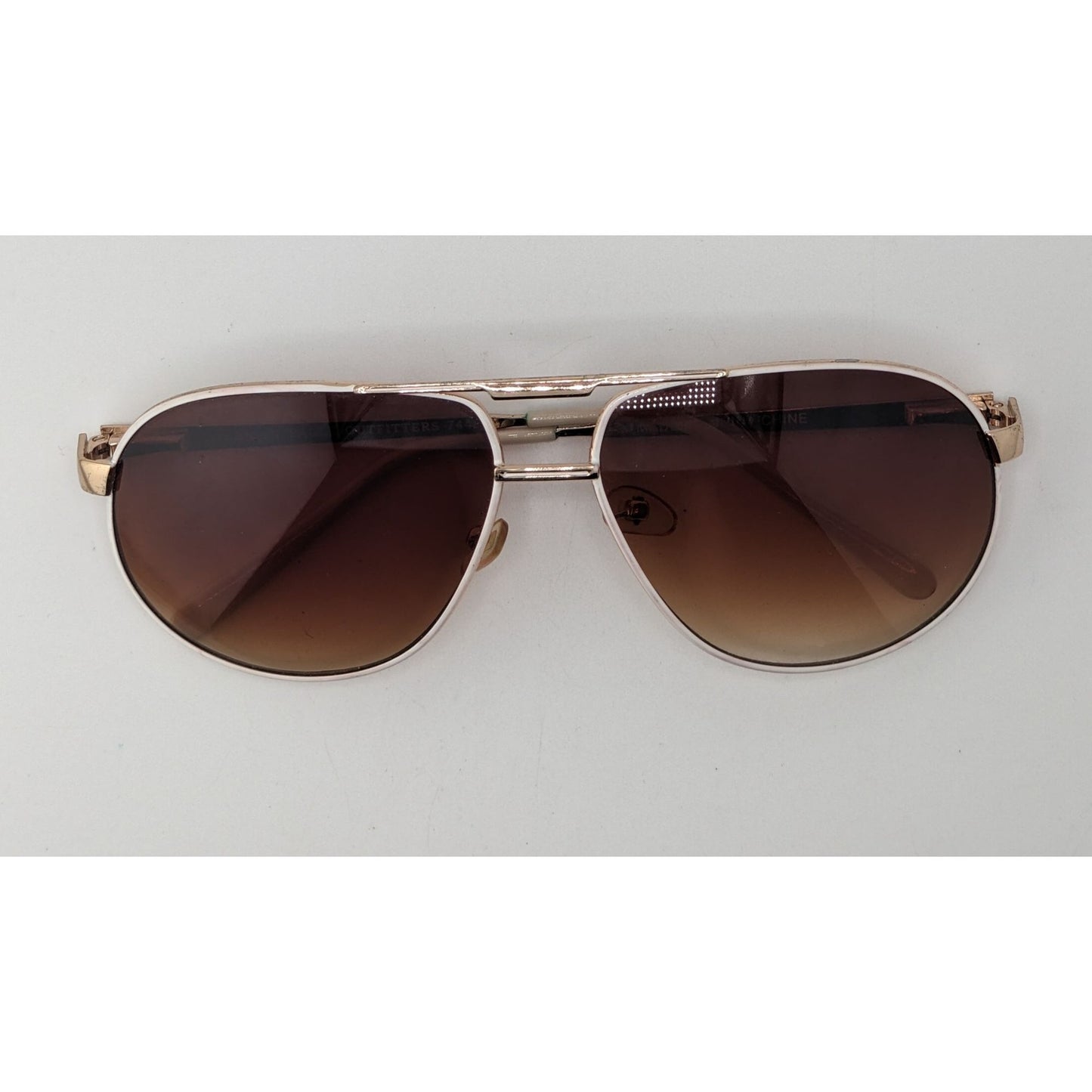 American Eagle Outfitters White And Goldf 7445 Aviator Sunglasses
