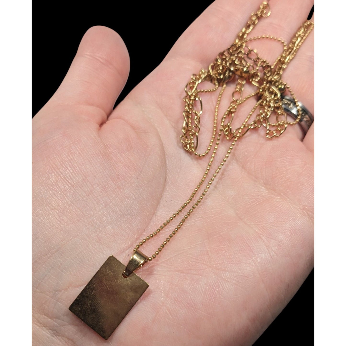 Minimalist Elegant Multilayer Gold Tone Chain And Pendant Necklace