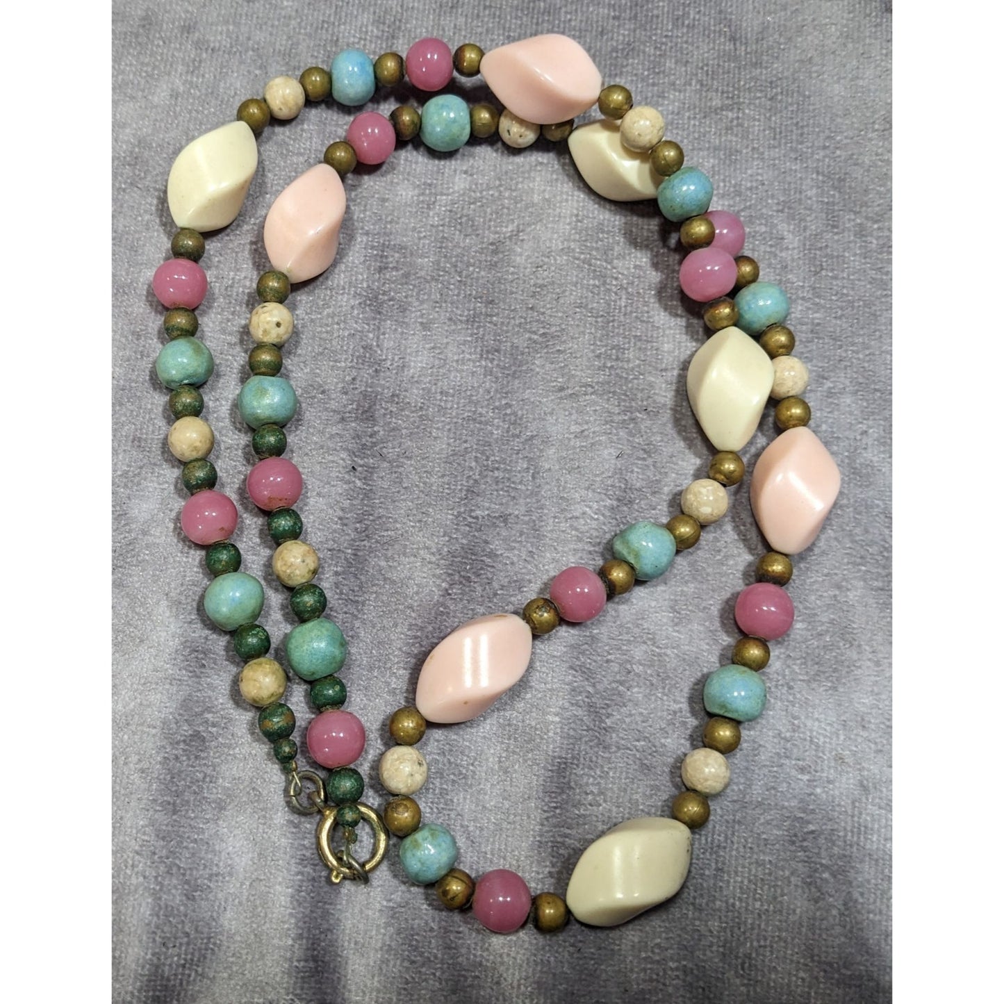 Vintage Retro Pastel Lucite And Stone Beaded Necklace