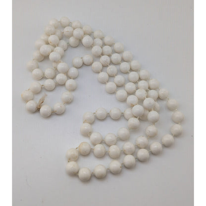 Retro Mod White Plastic Beaded Long Knotted Necklace 34 Inch