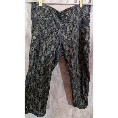 Athleta Black/Gray Textured Printed Cropped Leggings S With Pockets Mesh Details 16" Inseam 14" Waist Activewear