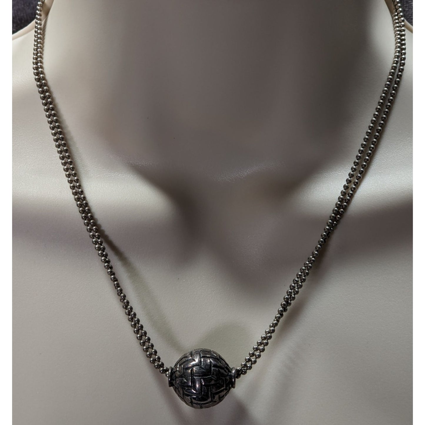 Bohemian Basket Weave Texture Single Bead Pendant Necklace On Double Chain