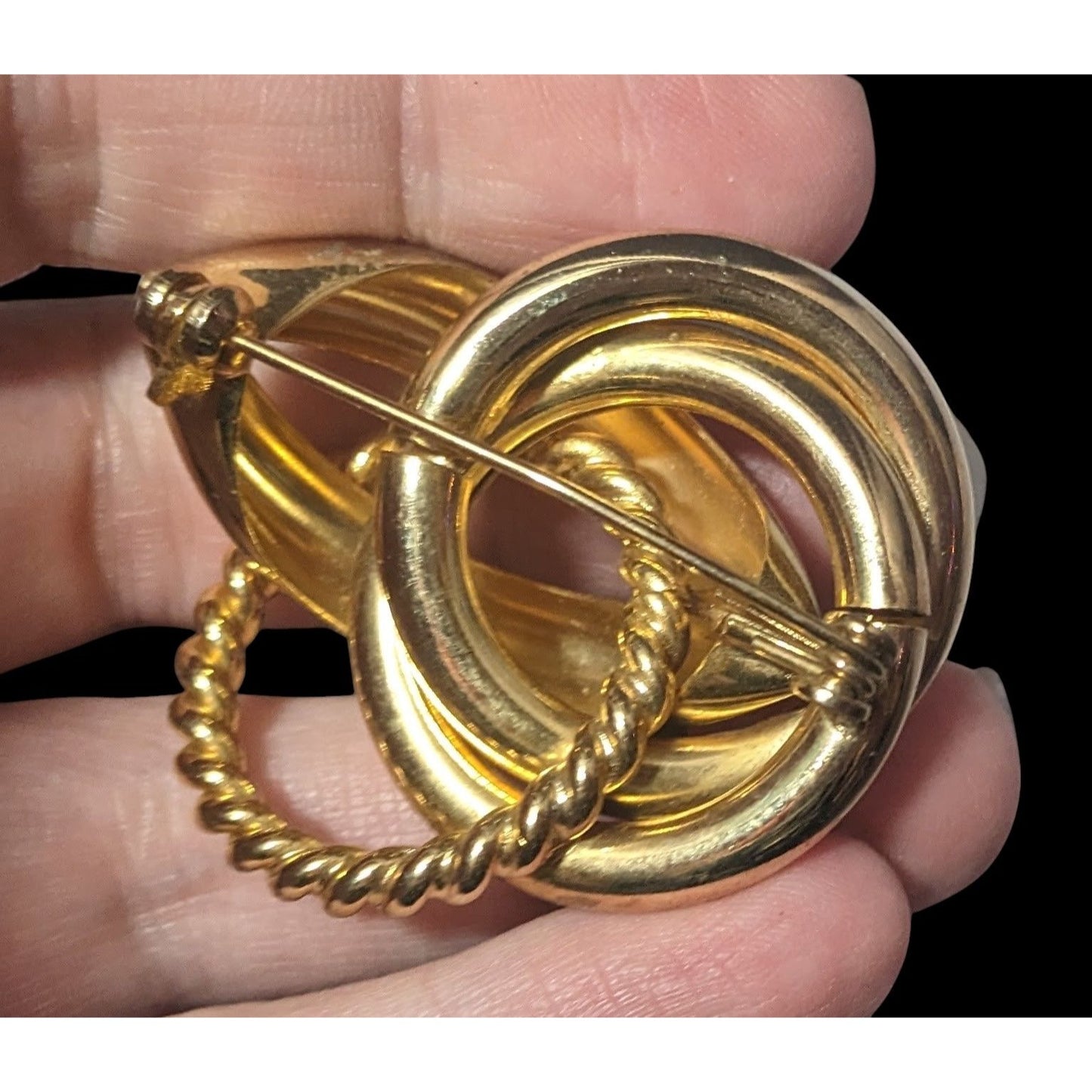 Vintage Abstract Gold Tone Metal Knot Brooch
