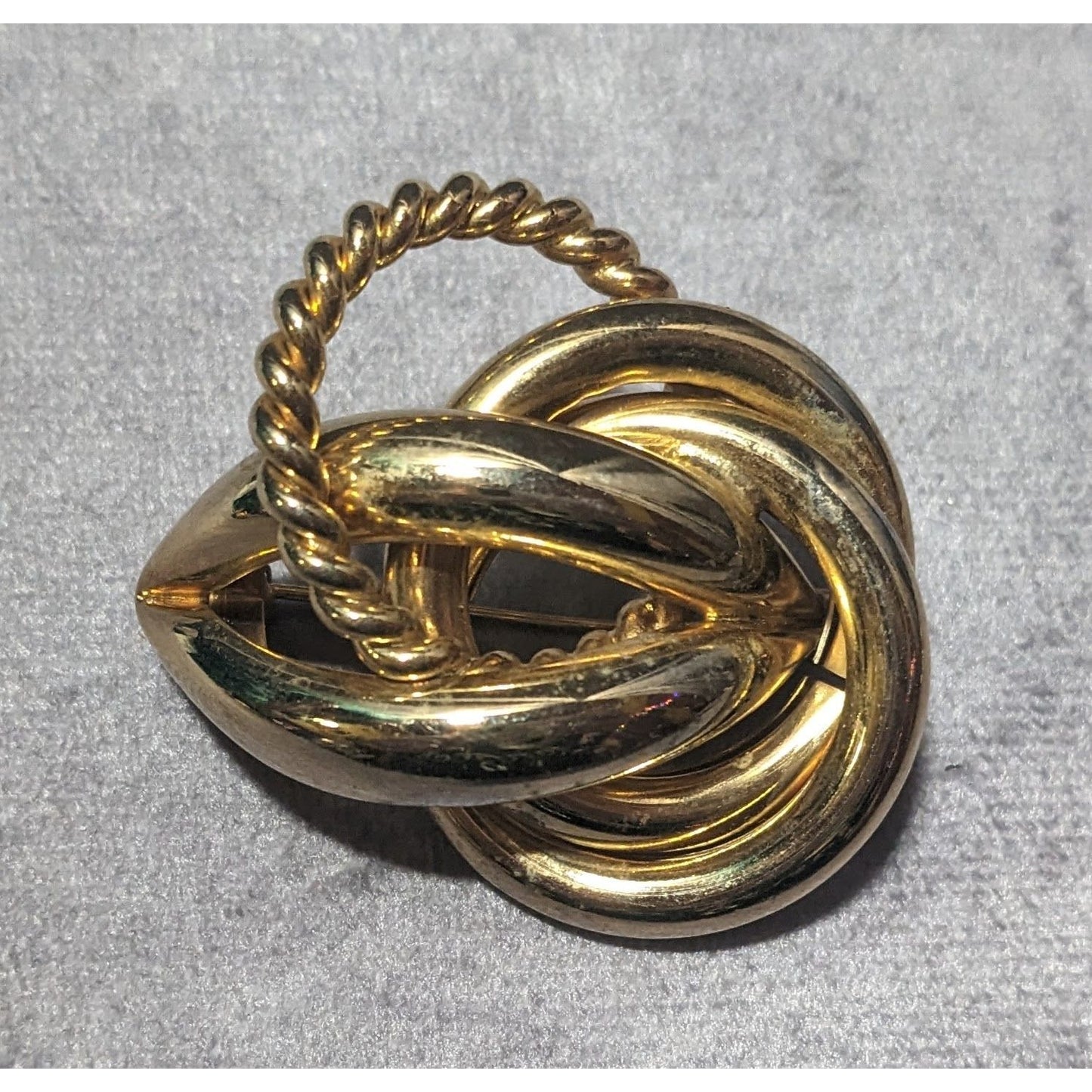 Vintage Abstract Gold Tone Metal Knot Brooch