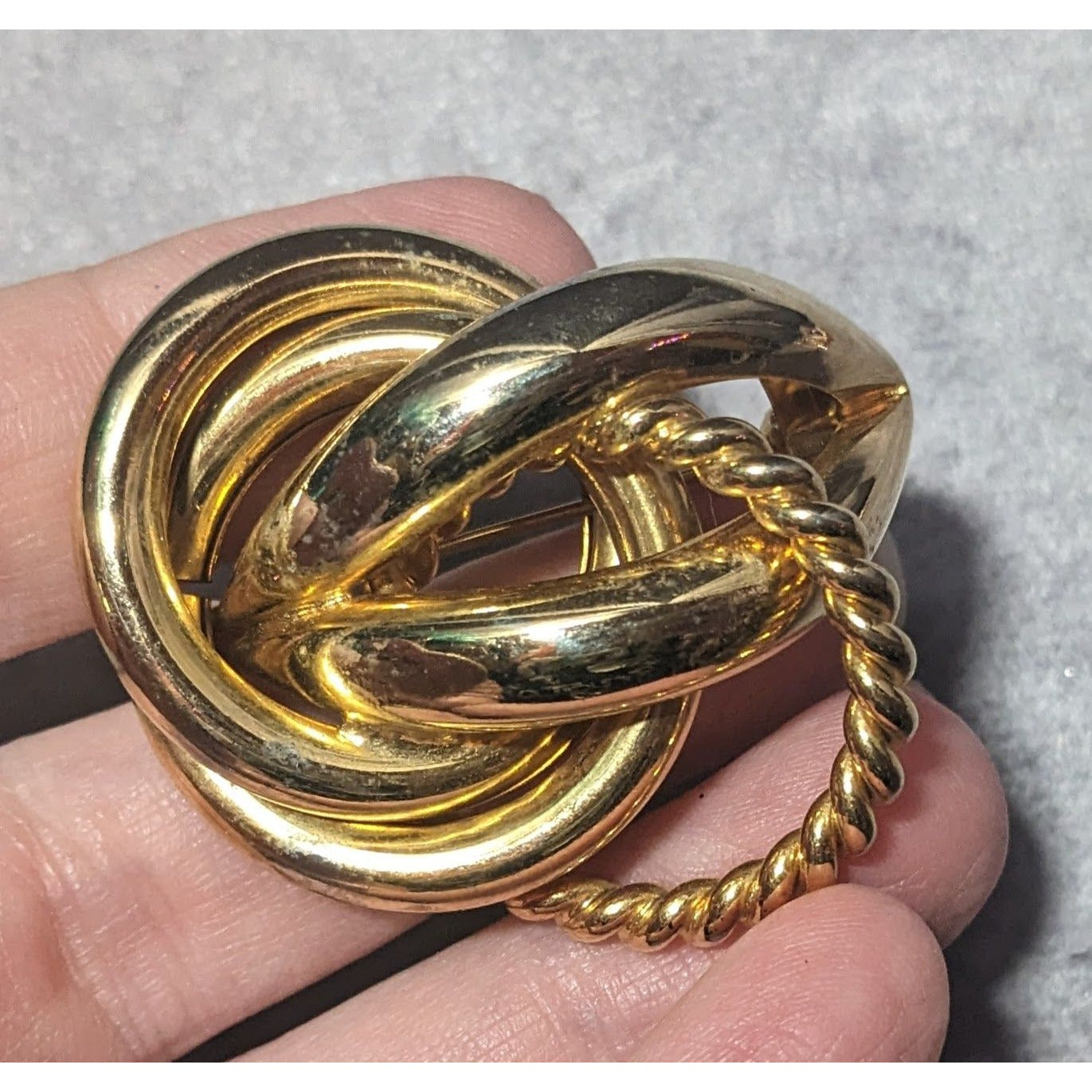 Vintage Abstract Gold Tone Metal Knot Brooch