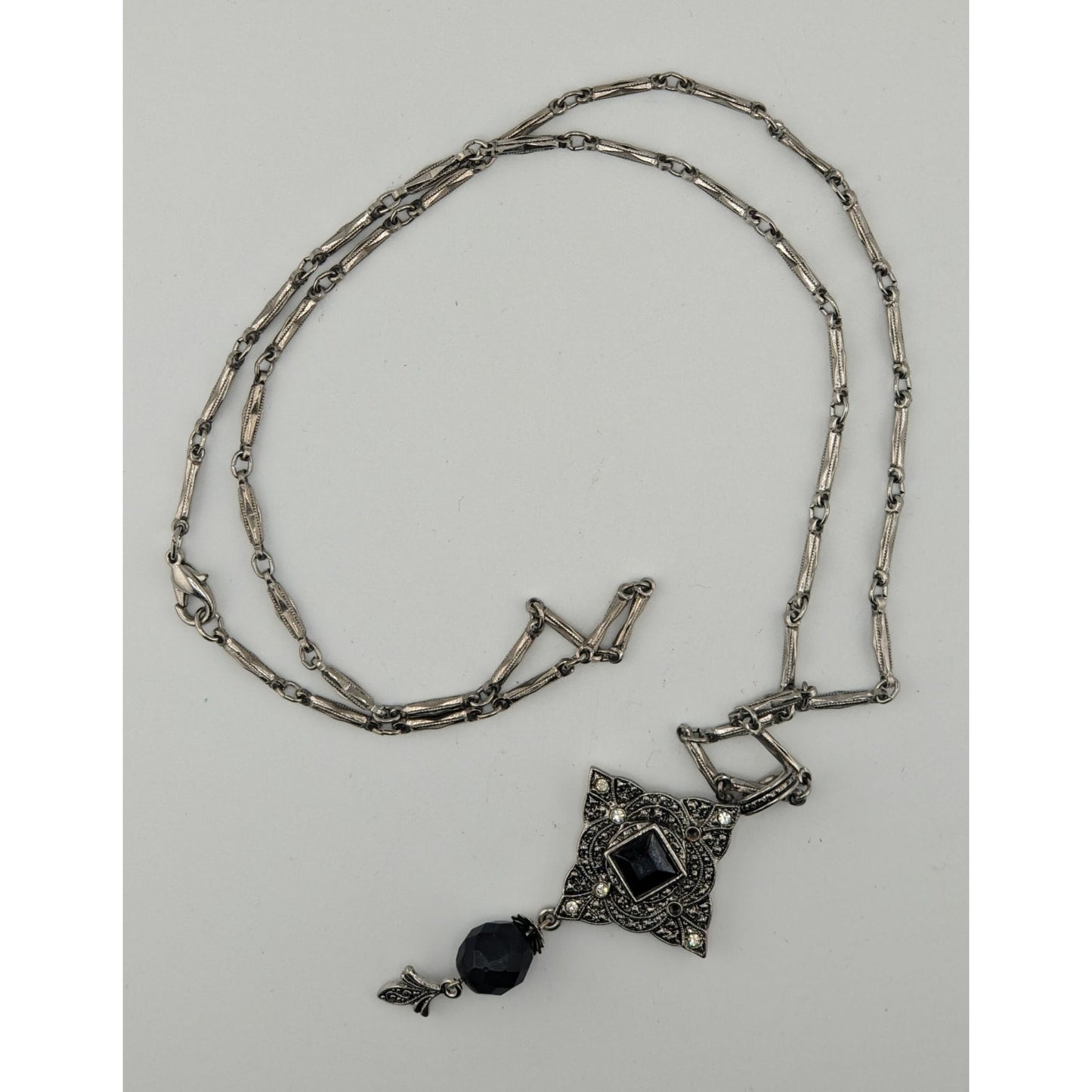 Vintage Gothic Art Deco Silver Tone Necklace With Ornate Pendant & Black Faceted Accents