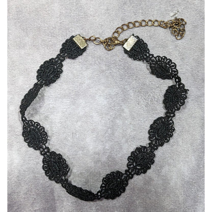 Gothic Victorian Style Floral Lace Choker