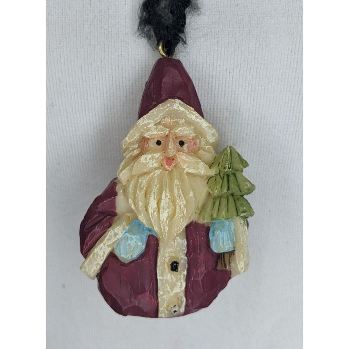90s Rustic Folk Art Santa Wood-Look Resin Pendant Christmas Necklace