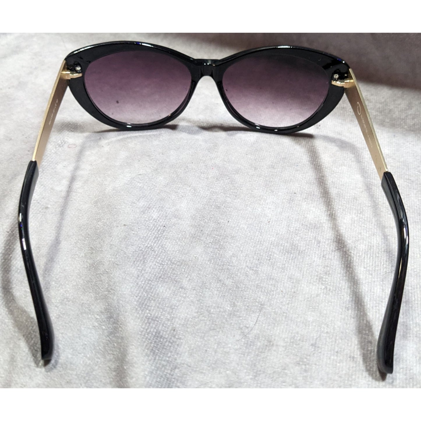 Oscar De La Renta Black And Gold Tone Sunglasses With Purple Lenses
