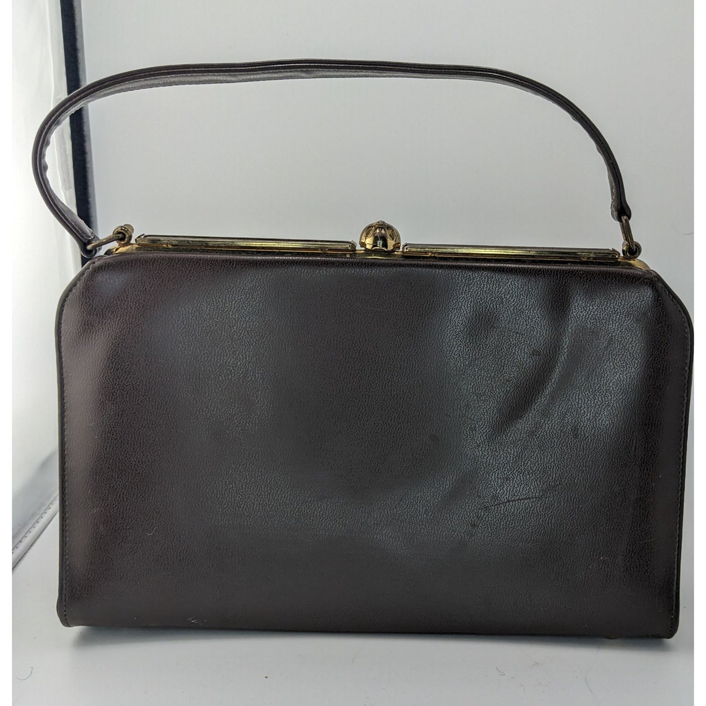 Vintage 50s/60s Black & Taupe Mod Handbag Retro Twist Clasp 10x6.5x3.5 Inches 5-Inch Handle Drop