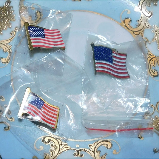 Vintage United States Flag Pins (Lot of 3)