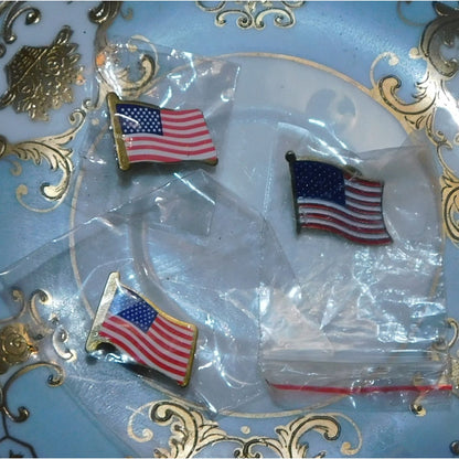 Vintage United States Flag Pins (Lot of 3)